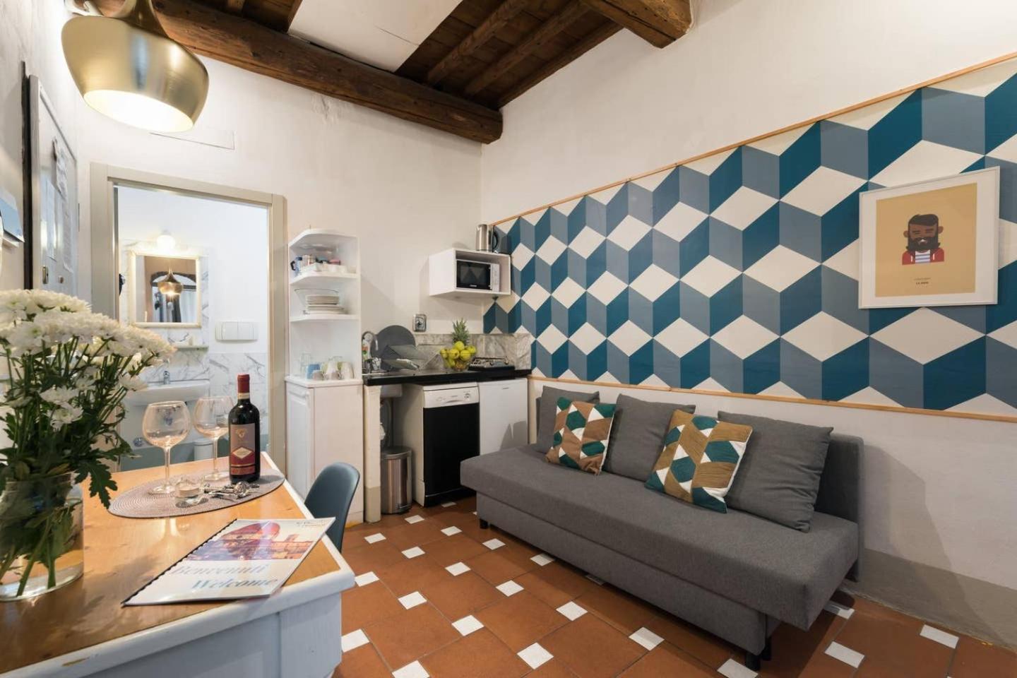 F4 - Santa Croce One Bedroom Flat 2 To 4 Guests فلورنس المظهر الخارجي الصورة